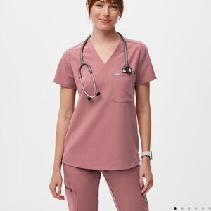 Figs Catarina scrub top
